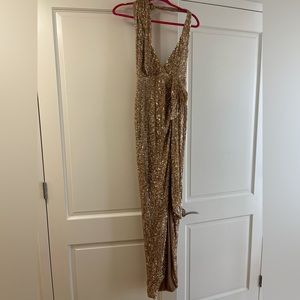 Beautiful long gold sequin dress Nookie
